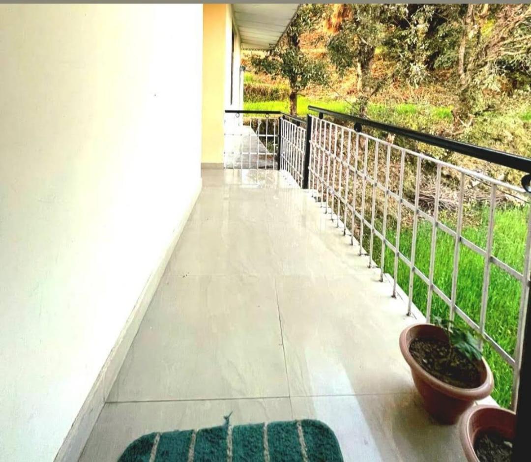 The Lake Cottage By Vrb Hotels Dharamshala Eksteriør billede